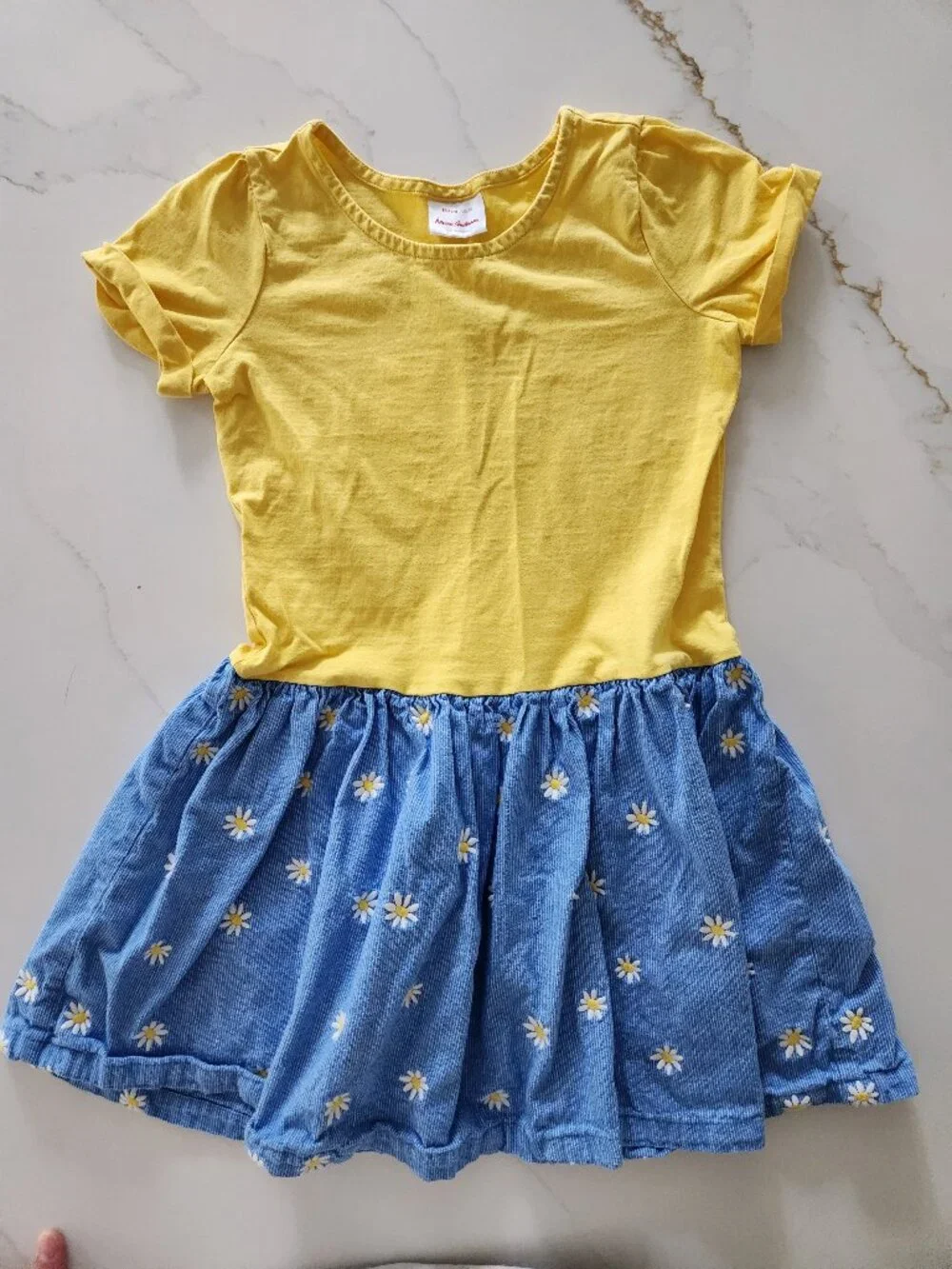 Hanna Anderson Girls Size 140, US 10, yellow and blue dress with daisies